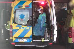 Personal de ambulancias protestan por demora en atención de pacientes en el Hospital El Pino