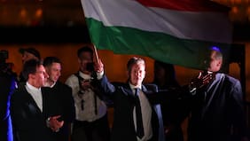 Péter Magyar asume como primer ministro de Hungría y pone fin a 16 años de Viktor Orbán