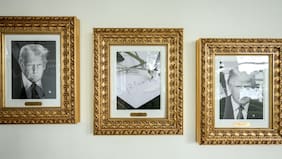 Trump ridiculiza a Biden y Obama: las mordaces descripciones a sus predecesores en el “Paseo de la fama presidencial” de la Casa Blanca