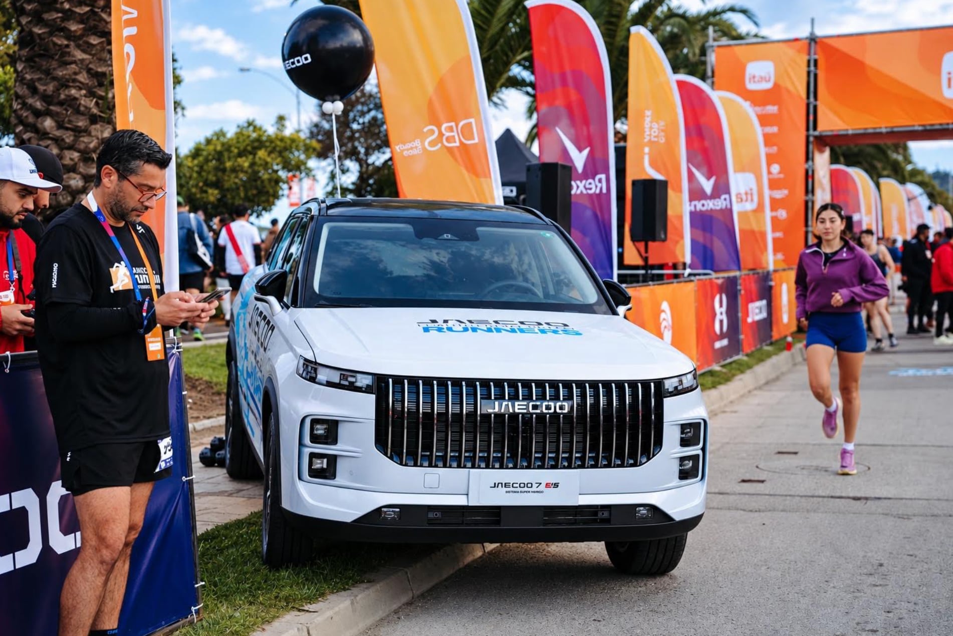 JAECOO, auto oficial en el Maratón de Viña del Mar 2026