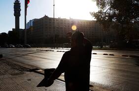 Ola de calor mundial azota a EEUU y Europa: anticipan que Santiago podría acercarse a los 40°C este verano