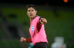 Más despidos en el referato: Puga y Mondría dejan la comisión de árbitros