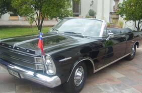 Anécdotas del Ford Galaxie que trasladará a Gabriel Boric, vehículo que por primera vez será manejado por una mujer