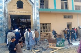 Aumentan a 24 los muertos por una explosión en un centro de culto chiita en la capital de Pakistán