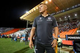 Refuerzos, salidas y la presión de Mosa: Jorge Almirón se juega gran parte de su proyecto en la visita de Colo Colo a Cerro Porteño