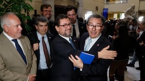 Barros reinstala controversia por Malvinas y Pérez Mackenna reafirma postura histórica de Chile