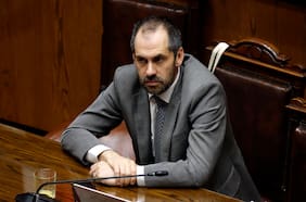 Libertarios suman votos opositores a la acusación constitucional y se oscurece panorama de Grau en la Cámara