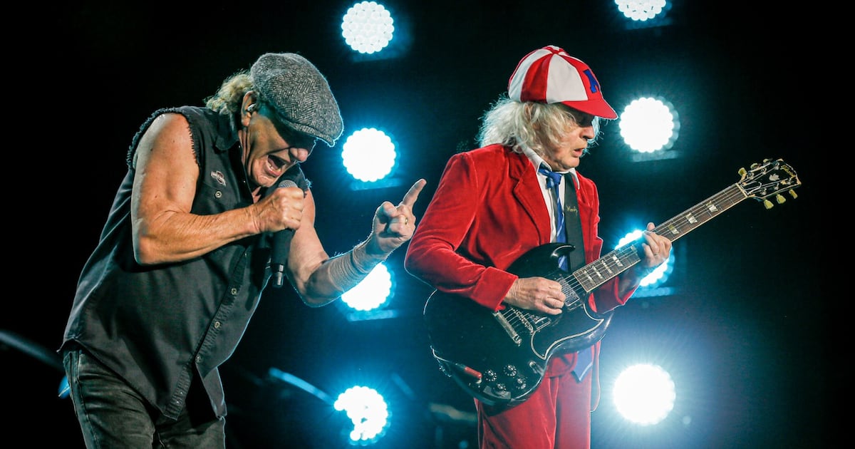 AC/DC Desafía al Tiempo: Un Éxito Estruendoso en Chile, ¿La Última Vez?