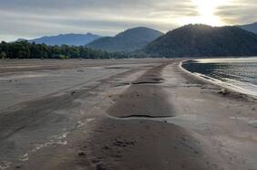 Vecinos denuncian que lago Caburgua seguirá perdiendo agua y se convertirá solo en un río