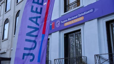 Junaeb habilita capturador fotográfico en línea para obtener la TNE de forma más rápida y segura