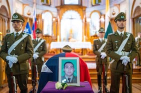 Carabineros asciende póstumamente a suboficial mayor a Javier Figueroa