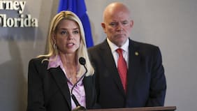 Fiscal general de EE.UU. lamenta el sufrimiento de las víctimas de Epstein ante críticas por proteger los nombres de abusadores