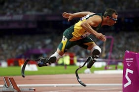 Quién es Oscar Pistorius, el atleta paralímpico acusado de abatir a tiros a su novia Reeva Steenkamp