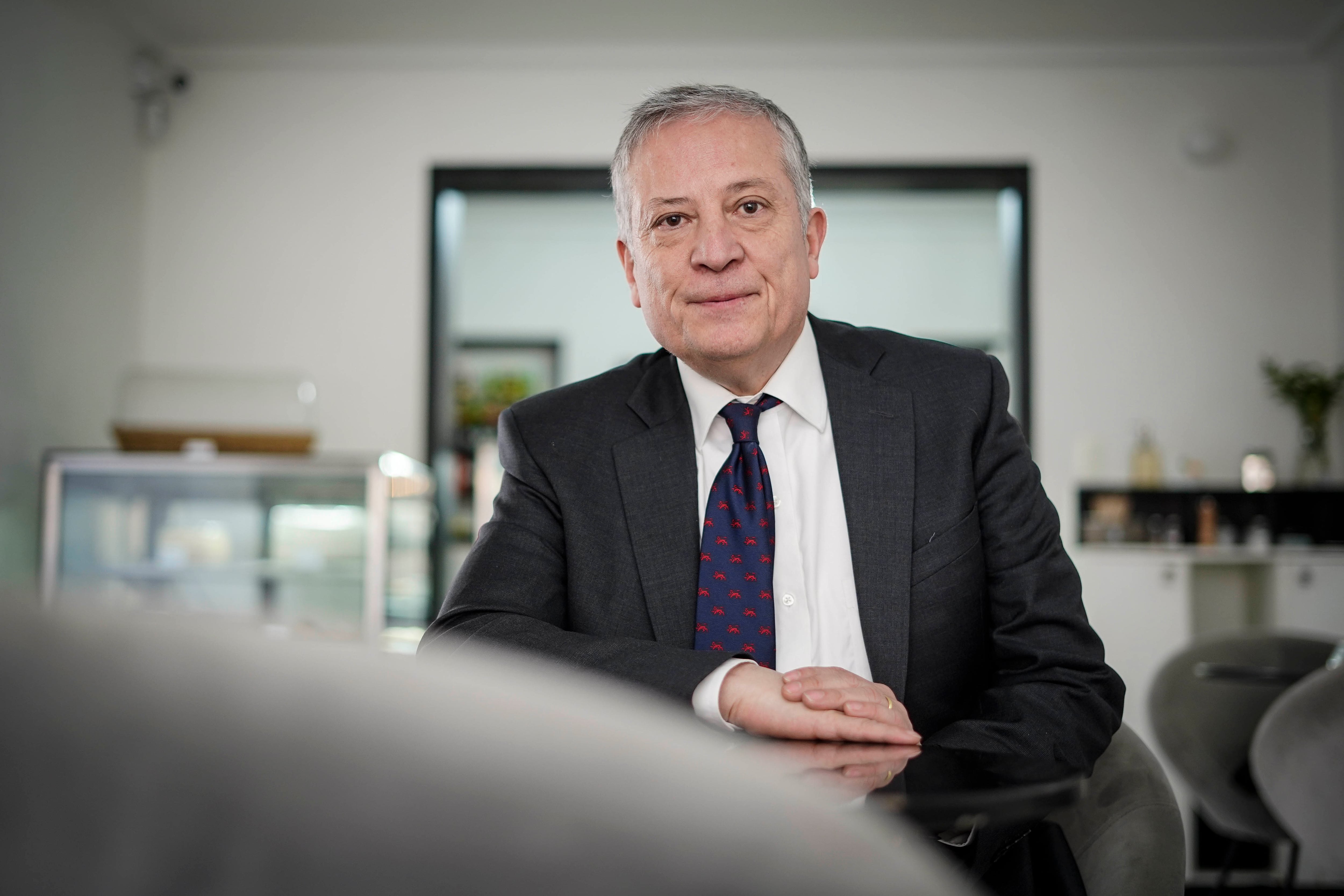El conservador del Registro de Hipotecas y Gravámenes, Carlos Miranda.