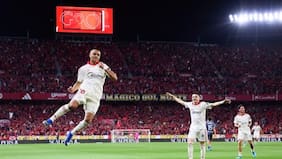 Una genialidad de Alexis Sánchez le da el triunfo a Sevilla y un poco más de aire en su lucha por no descender