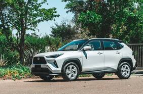 Toyota suma la versión híbrida del Yaris Cross en Chile