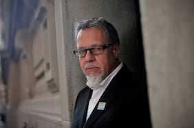 Senador Lagos Weber tras derrota de Tohá en primaria: “No le atribuyo un triunfo al PC, lo personalizo en Jeannette Jara”