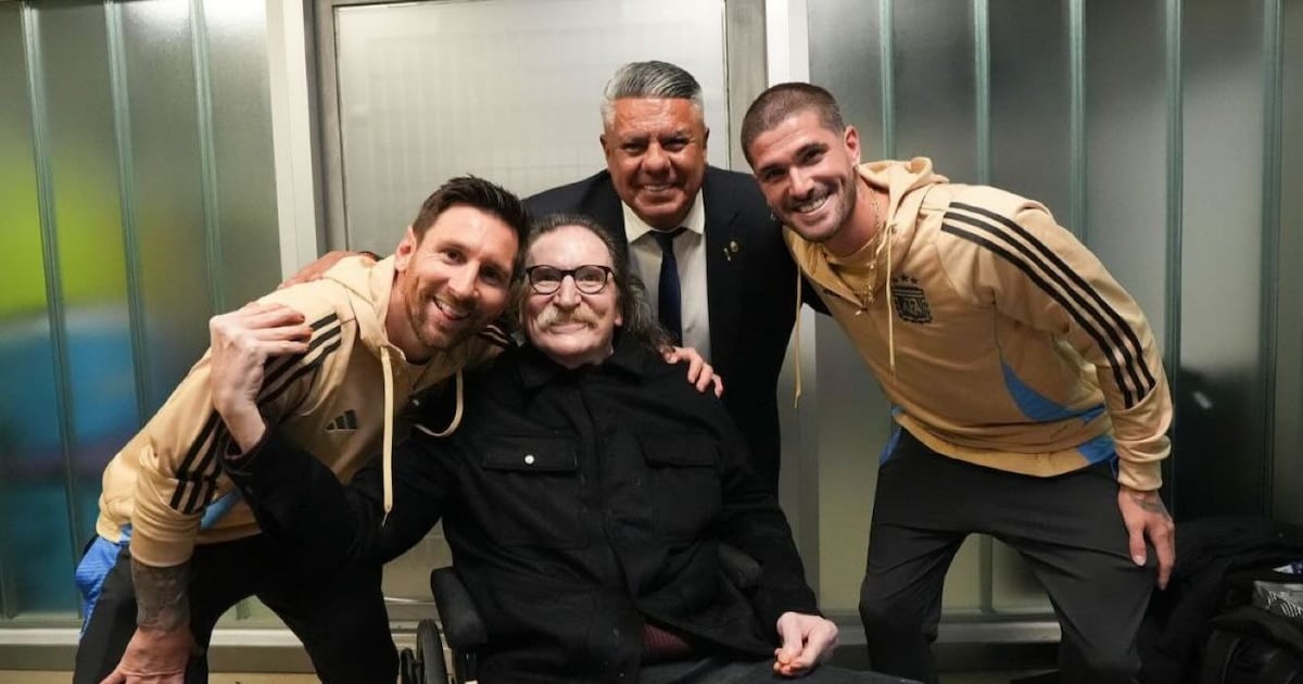 El inesperado encuentro entre Lionel Messi y Charly García tras el triunfo de Argentina