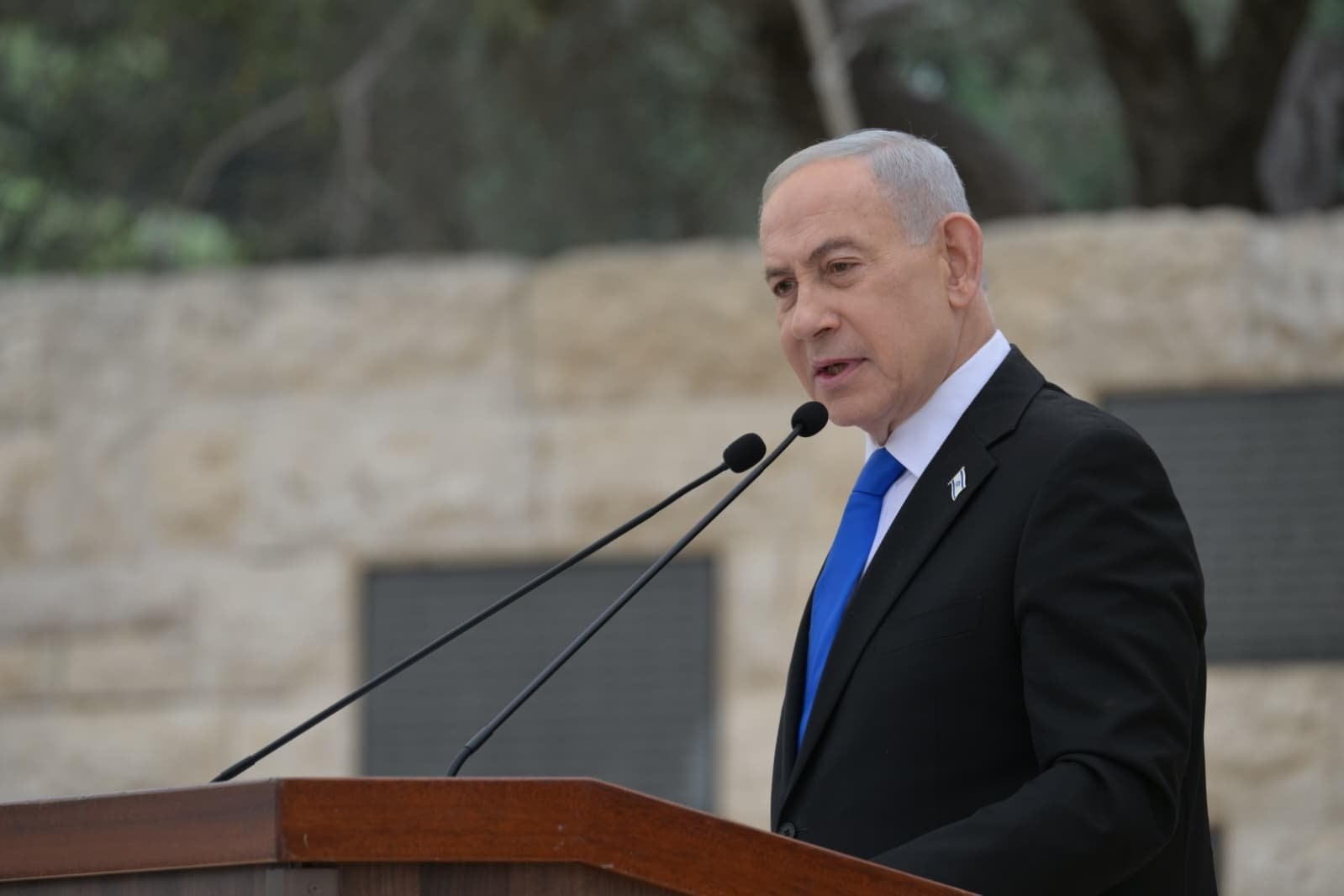 Netanyahu afirma que Israel debe ser "libre" de la dependencia militar de Estados Unidos y producir sus propias armas
