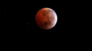 Eclipse lunar de agosto: ¿Cuándo y a qué hora ver el evento en Chile?