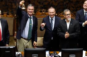 Senado elige nueva directiva y Manuel José Ossandón se queda con la presidencia gracias a apoyos oficialistas