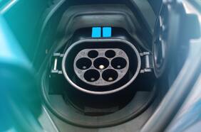 Más de 150 marcas firman acuerdo por la electromovilidad en Chile