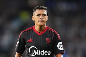 Una de sus peores temporadas en Europa: los números que reflejan el complejo año de Alexis Sánchez en el Sevilla