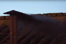 Humo negro en el Vaticano: Primer día del cónclave y así reaccionó la gente en Roma