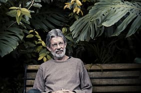 Tomás González, escritor colombiano: “Cada persona debe tener la libertad de decidir cuándo terminar su vida”