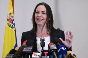Líder opositora denuncia restricciones para votar en elecciones presidenciales a venezolanos que viven en el exterior