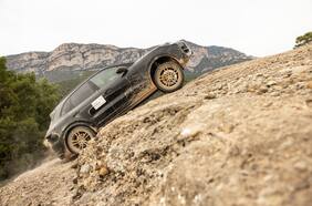 Porsche Cayenne: se apronta una nueva actualización