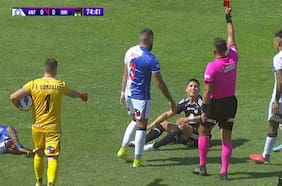 La insólita roja a Diego Carrasco en O’Higgins: entró y lo expulsaron a los 42 segundos