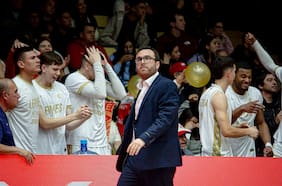 Guillermo Frutos, el DT campeón con Los Leones de Quilpué: “El baloncesto chileno está creciendo y llegando muy alto”