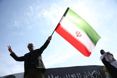 Irán advierte que concretará “cierre total” del estrecho de Ormuz si EE.UU. ataca sus centrales eléctricas