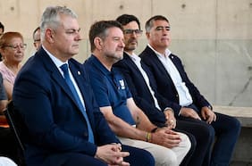 Santiago y Recoleta firman convenio de colaboración para prevenir delitos en límites comunales