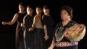 Montaje inmersivo y ceremonial honra a las mujeres originarias en el GAM