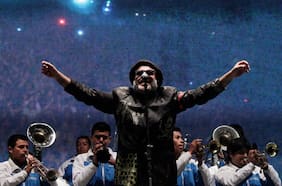 Doña Flor: la fonda en La Florida para bailar con Chico Trujillo, Los Vásquez y Américo