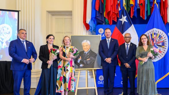 En la OEA y en el BID: el inicio de la presentación internacional del libro del expresidente Sebastián Piñera