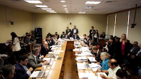 Comisión de Hacienda visa el corazón de la megarreforma: avanza el artículo que rebaja el impuesto a las empresas