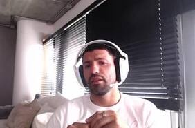 “Yo fui pobre y a mí nadie me ayudó”: el polémico cruce del Kun Agüero con un conocido periodista argentino