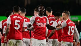 Partidazo en Londres: Arsenal logra un épico triunfo ante el modesto Wolverhampton y sigue como líder en Inglaterra
