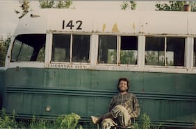 Hacia rutas salvajes: retiran el bus de Alexander Supertramp por accidentes de turistas