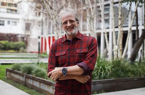 Colin Allen: “No deberíamos dejarnos seducir por la idea de que la IA tiene las capacidades de un agente moral humano”