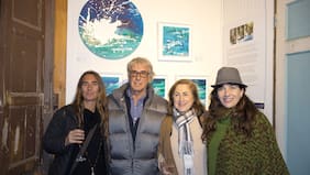 Inauguración exposición “Trama Azul” – Julita Luco & Maca Rencoret
