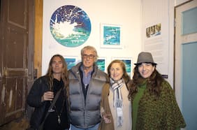 Inauguración exposición “Trama Azul” – Julita Luco & Maca Rencoret