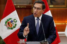 Envían a prisión preventiva al expresidente de Perú Martín Vizcarra por corrupción