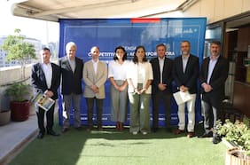 Frutas chilenas congeladas comenzarán a exportarse a Indonesia