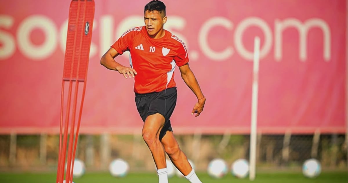 “Lo clásico siempre vuelve”: la referencia a los Guns N’ Roses de Alexis Sánchez para explicar su renacer en el Sevilla