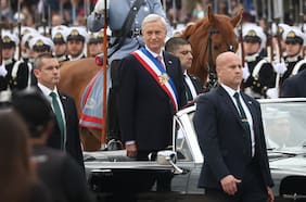 Kast releva defensa de la soberanía chilena en su primera Parada Militar en medio de tensiones con Argentina