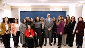 Movimiento Sala Cuna Hoy entrega más de 7 mil firmas al ministro Rau y pide la aprobación urgente del proyecto de ley